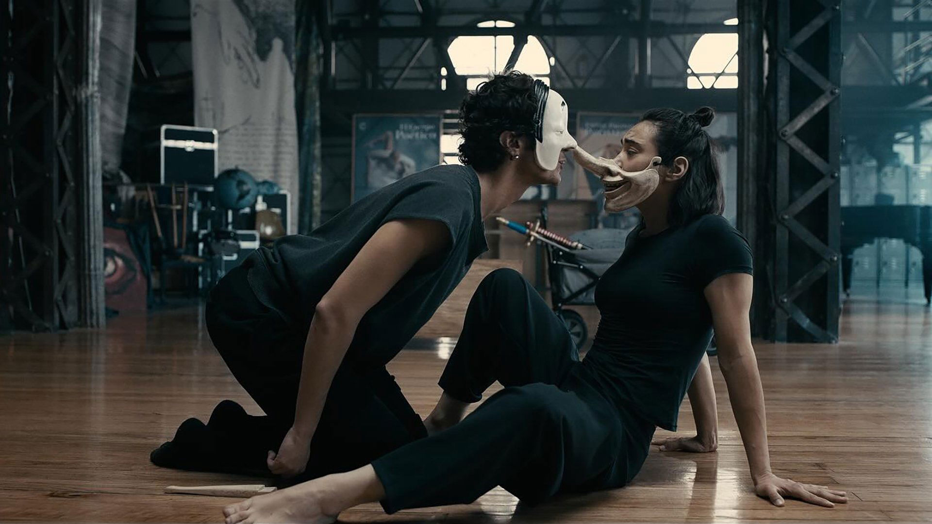 Ranh Giới Điên Loạn - Ảnh 2